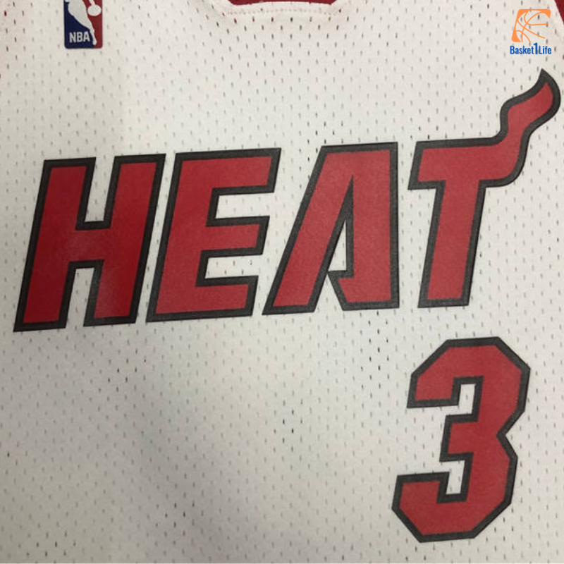 Swingman Dwyane Wade Miami Heat 2005-06 Jersey